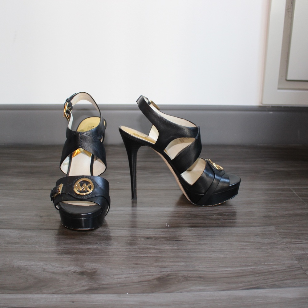 Michael Kors Black/Gold Leather Heels